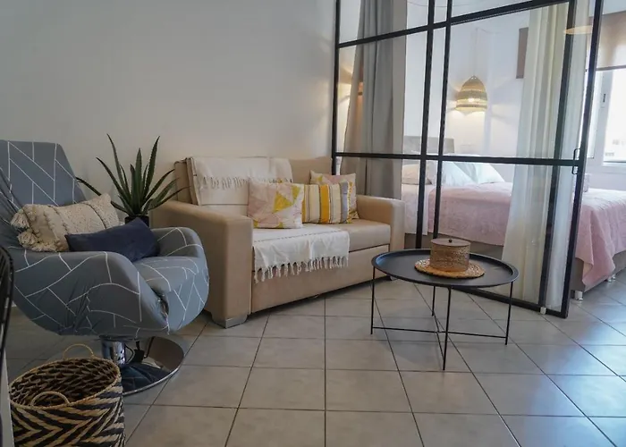 Jelinas Bright Apartment In The Centre Of Nafplio